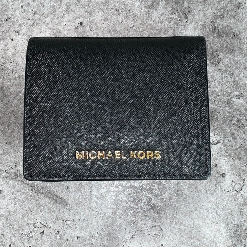Michael Kors Small Two-Tone Crossgrain Wallet